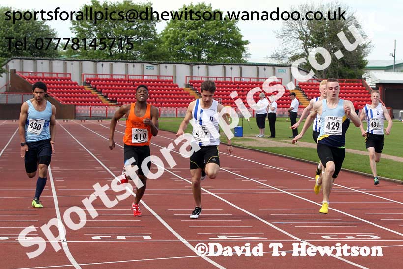 Under-17 mens 100 metres at the North Eastern Championships, Gateshead International Stadium.  Photos: David T. Hewitson/Sports for All Pics